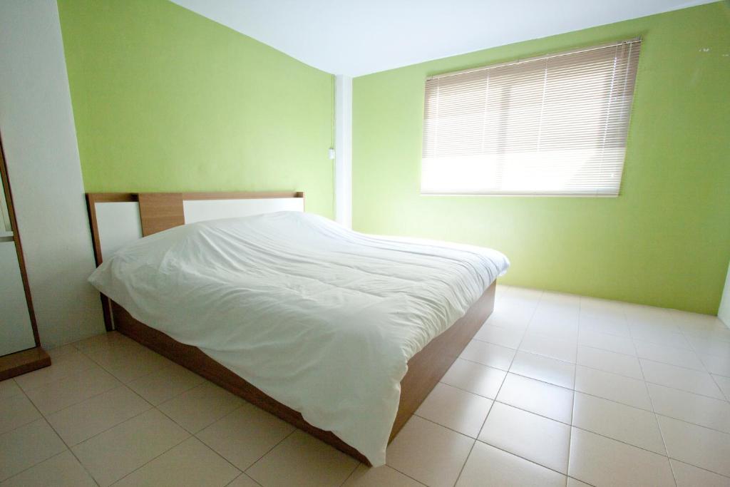 Room@ฉลอง ห้อง รูปภาพ
