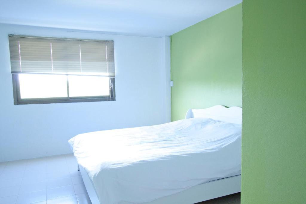 Room@ฉลอง ห้อง รูปภาพ