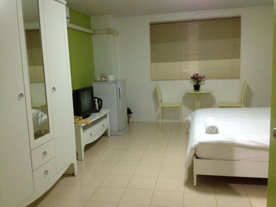 Room@ฉลอง ภายนอก รูปภาพ